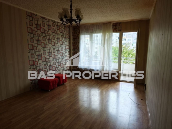 Тристаен апартамент в София, Разсадника - 65 кв.м за 1232 €/кв.м - Снимка #1