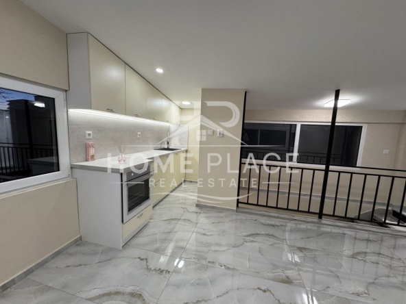 Дава се под наем Тристаен апартамент в Варна, Изгрев - 60 кв.м за 348.84 € - Снимка #1
