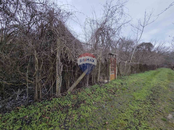 Парцел в с. Осеново, Област Варна - 600 кв.м за 13 €/кв.м - Снимка #1