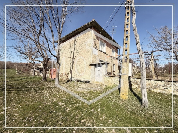 Къща в с. Добромирка, Област Габрово - 122 кв.м за 211 €/кв.м - Снимка #1