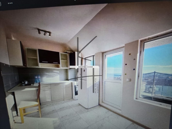Тристаен апартамент в Варна, Галата - 87 кв.м за 697 €/кв.м - Снимка #1