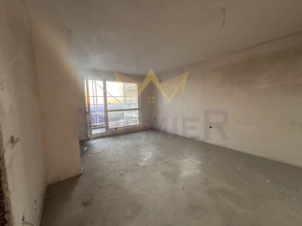 Тристаен апартамент в Варна, Възраждане 3 - 99 кв.м за 644 €/кв.м - Снимка #1