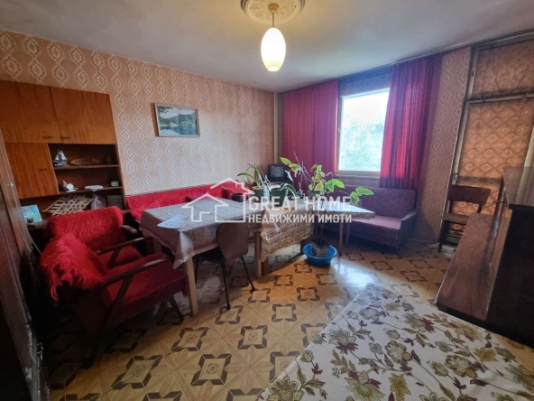 Тристаен апартамент в Търговище, Център - 72 кв.м за 758 €/кв.м - Снимка #1