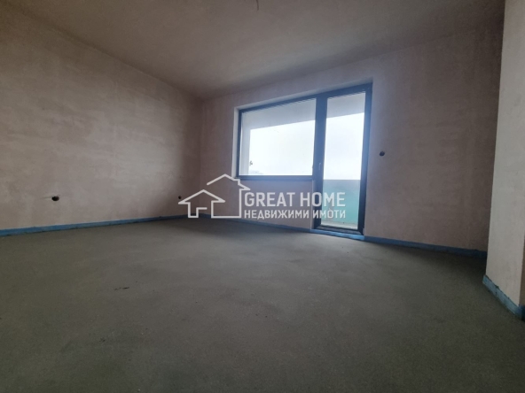 Тристаен апартамент в Търговище, Център - 125 кв.м за 587 €/кв.м - Снимка #1