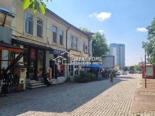 Офис в Търговище, Център - 99 кв.м за 419 €/кв.м - Снимка #1