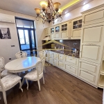 Дава се под наем Тристаен апартамент в Варна, Център - 74 кв.м за 765 € - Снимка #1