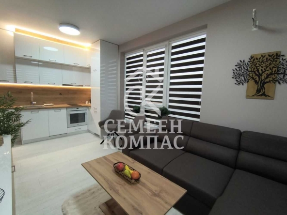 Тристаен апартамент в Пловдив, Кършияка - 77 кв.м за 828 €/кв.м - Снимка #1