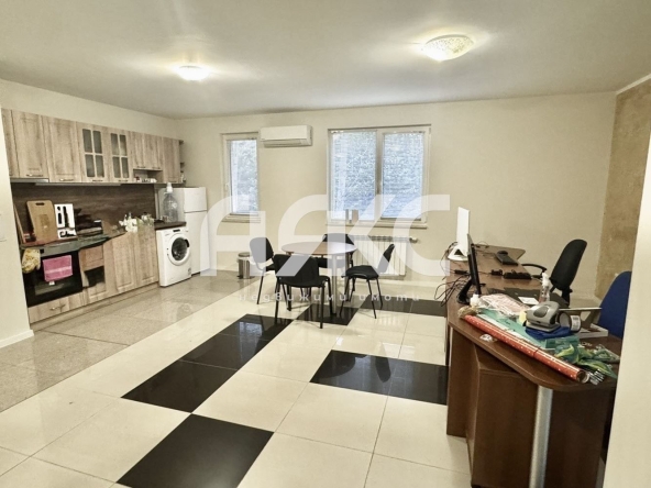Дава се под наем  в София, Витоша - 120 кв.м за 797.64 € - Снимка #1