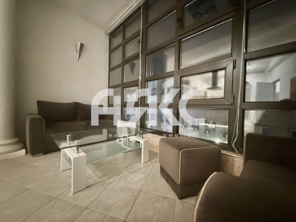 Дава се под наем Двустаен апартамент в София, Център - 80 кв.м за 797.64 € - Снимка #1