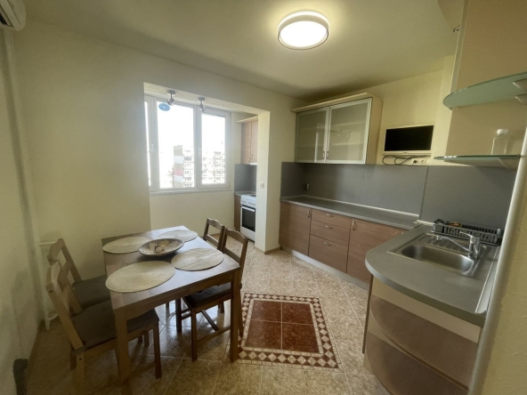 Дава се под наем Тристаен апартамент в София, Люлин 2 - 86 кв.м за 797.64 € - Снимка #1