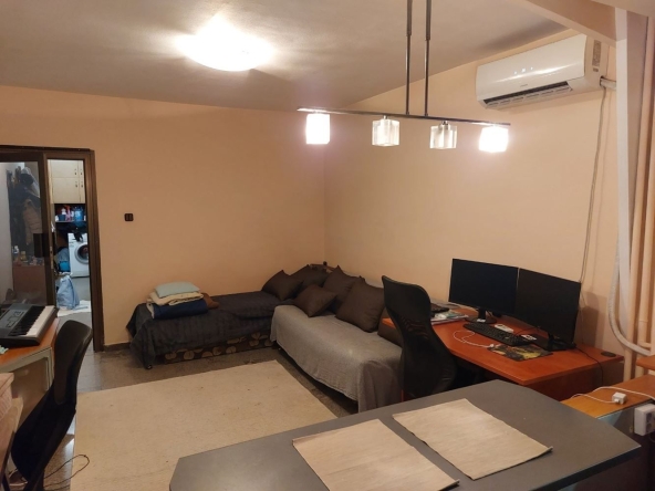 Двустаен апартамент в София, Света Троица - 45 кв.м за 2556 €/кв.м - Снимка #1