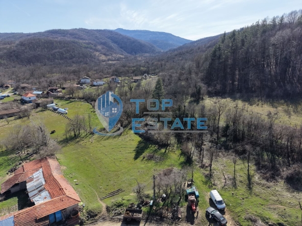 Парцел в с. Разсоха, Област Велико Търново - 2450 кв.м за 4 €/кв.м - Снимка #1