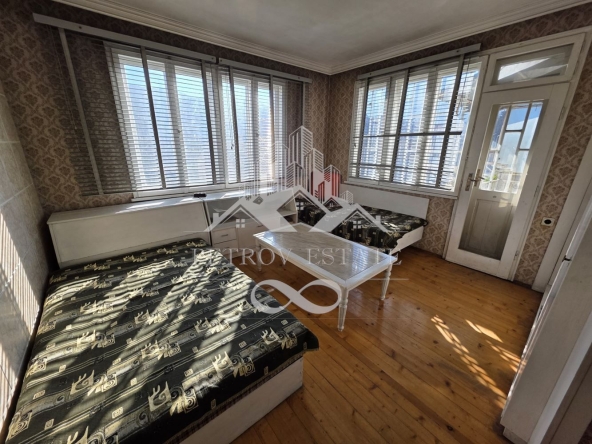 Четиристаен апартамент в Велинград - 125 кв.м за 326 €/кв.м - Снимка #1