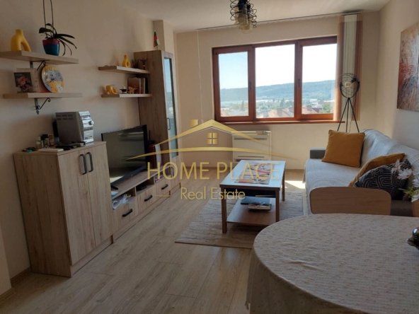 Дава се под наем Двустаен апартамент в Варна, Център - 60 кв.м за 648.21 € - Снимка #1