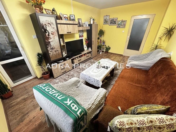 Тристаен апартамент в Разград, Житница - 90 кв.м за 1304 €/кв.м - Снимка #1