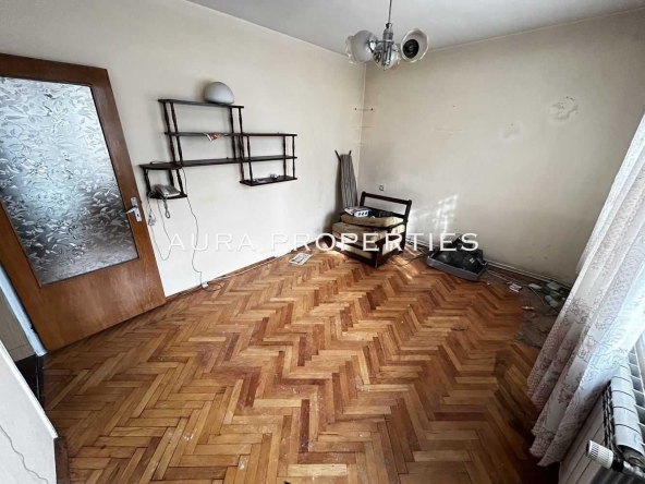 Многостаен апартамент в Разград, Варош - 100 кв.м за 1530 €/кв.м - Снимка #1