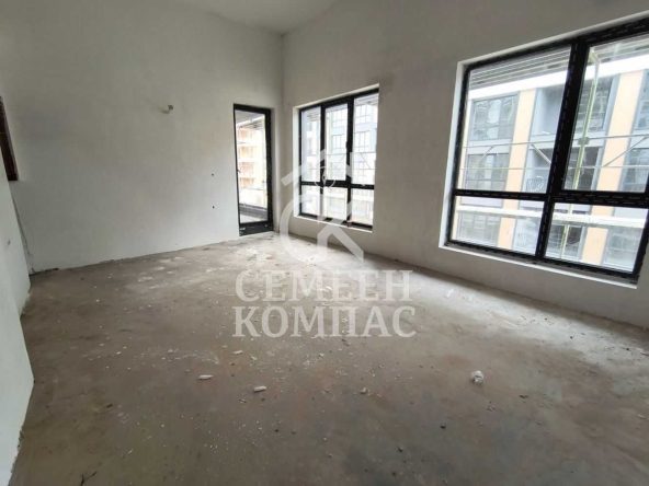 Двустаен апартамент в Пловдив, Кършияка - 69 кв.м за 850 €/кв.м - Снимка #1