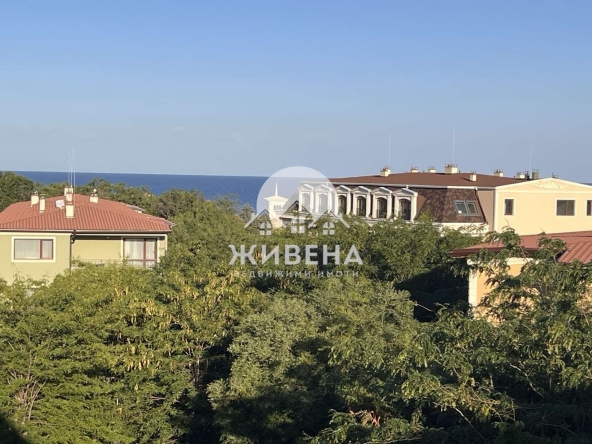 Тристаен апартамент в к.к. Св.Св. Константин и Елена - 106 кв.м за 1588 €/кв.м - Снимка #1