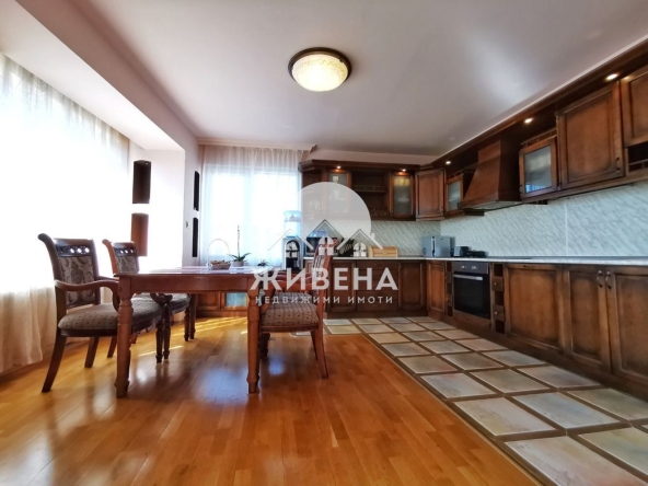 Тристаен апартамент в Варна, Гръцка махала - 106 кв.м за 3114 €/кв.м - Снимка #1