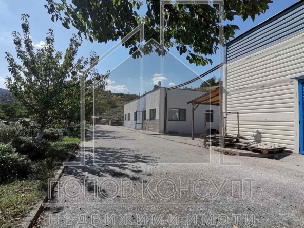 Парцел в с. Първенец, Област Пловдив - 13893 кв.м за 15 €/кв.м - Снимка #1