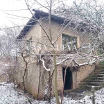 Къща в с. Горни Романци, Област Перник - 60 кв.м за 238 €/кв.м - Снимка #1