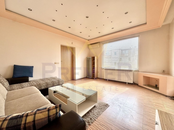 Четиристаен апартамент в Варна, Колхозен пазар - 200 кв.м за 816 €/кв.м - Снимка #1
