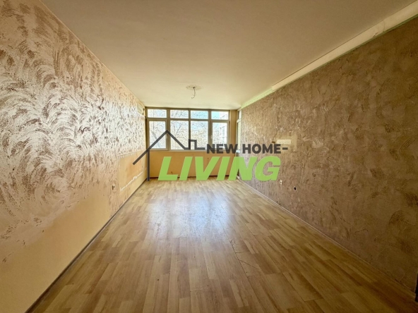 Тристаен апартамент в Пловдив, Гагарин - 95 кв.м за 901 €/кв.м - Снимка #1