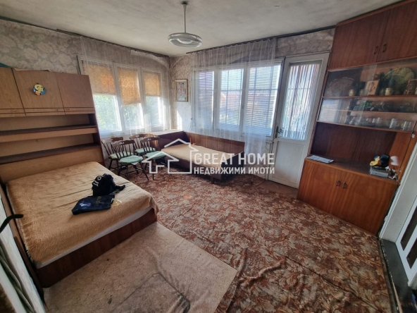 Четиристаен апартамент в Търговище, Център - 120 кв.м за 723 €/кв.м - Снимка #1