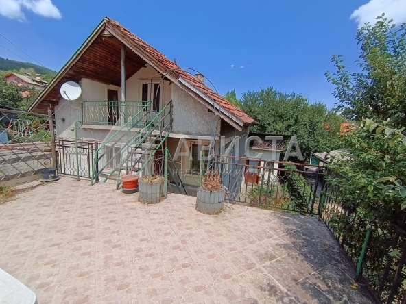 Къща в с. Бистрица, Област София-град - 100 кв.м за 811 €/кв.м - Снимка #1