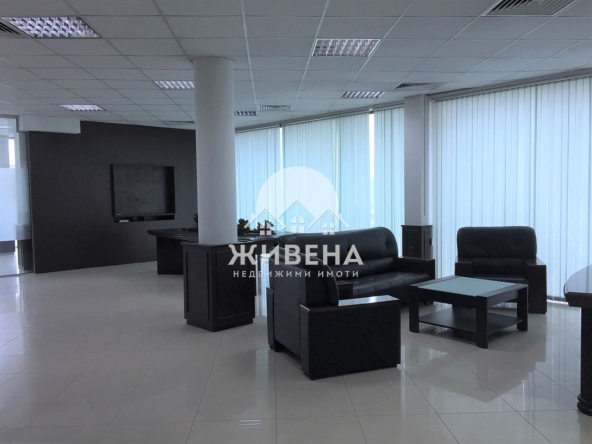 Дава се под наем Офис в Варна, ХЕИ - 160 кв.м за 1695.24 € - Снимка #1