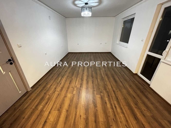 Тристаен апартамент в Разград, Житница - 88 кв.м за 754 €/кв.м - Снимка #1