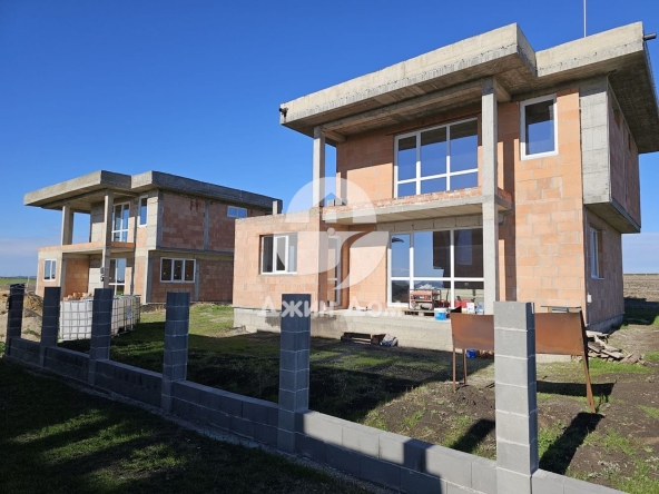 Къща в Бургас, Сарафово - 204 кв.м за 943 €/кв.м - Снимка #1