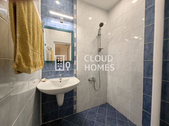 Тристаен апартамент в София, Толстой - 60 кв.м за 1332 €/кв.м - Снимка #1