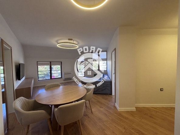 Тристаен апартамент в Пловдив, Кършияка - 82 кв.м за 1988 €/кв.м - Снимка #1