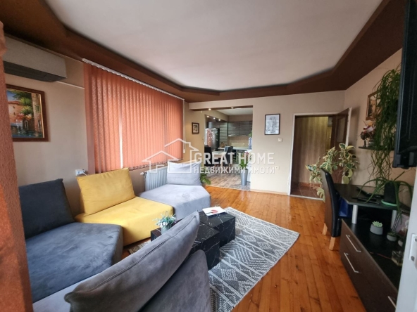 Многостаен апартамент в Търговище, Център - 114 кв.м за 940 €/кв.м - Снимка #1