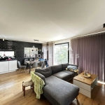 Къща в Разград, Варош - 392 кв.м за 599 €/кв.м - Снимка #1
