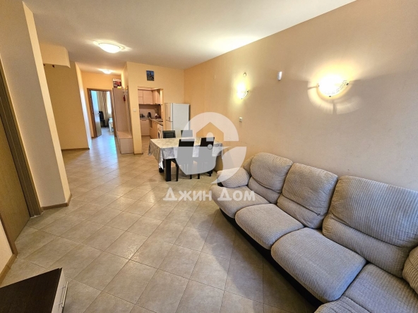 Тристаен апартамент в к.к. Слънчев бряг - 83 кв.м за 1084 €/кв.м - Снимка #1