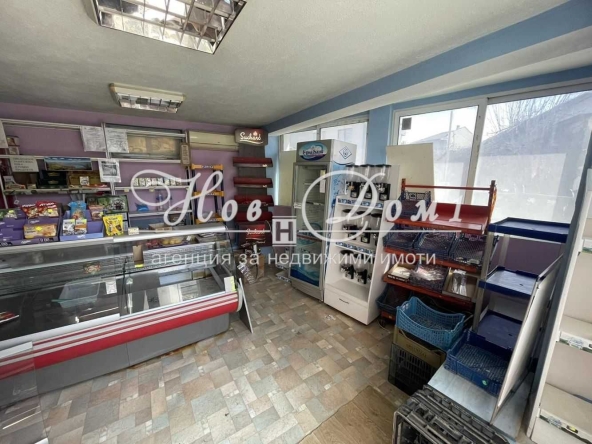 Дава се под наем Магазин в Варна, Изгрев - 60 кв.м за 398.82 € - Снимка #1