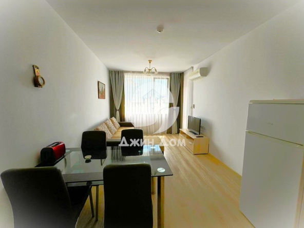 Тристаен апартамент в Свети Влас - 85 кв.м за 1424 €/кв.м - Снимка #1