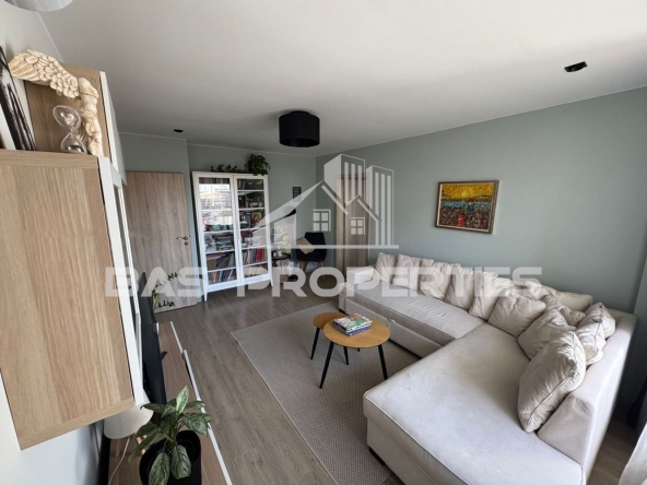 Тристаен апартамент в София, Хаджи Димитър - 88 кв.м за 1571 €/кв.м - Снимка #1