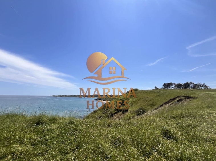 Парцел в с. Варвара, Област Бургас - 4552 кв.м за 62 €/кв.м - Снимка #1