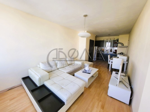 Дава се под наем Тристаен апартамент в София, Люлин 8 - 82 кв.м за 538.56 € - Снимка #1