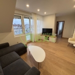 Дава се под наем Тристаен апартамент в София, Център - 110 кв.м за 897.6 € - Снимка #1