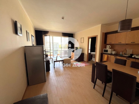 Двустаен апартамент в к.к. Слънчев бряг - 78 кв.м за 523 €/кв.м - Снимка #1