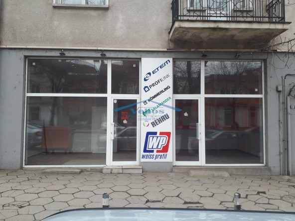 Дава се под наем Магазин в София, Център - 30 кв.м за 448.8 € - Снимка #1