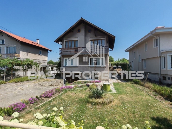 Къща в с. Петърч, Област София-област - 130 кв.м за 1001 €/кв.м - Снимка #1