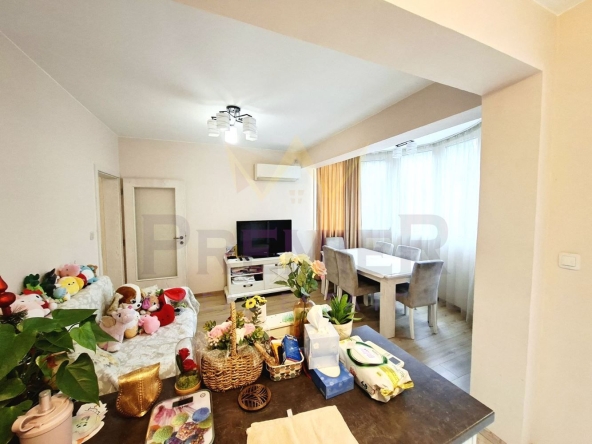 Тристаен апартамент в Варна, Цветен квартал - 113 кв.м за 1354 €/кв.м - Снимка #1