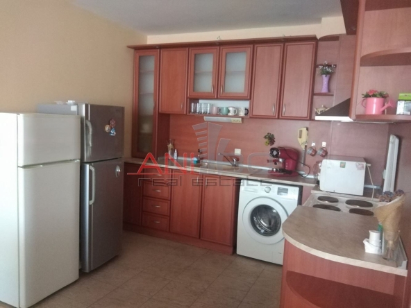 Дава се под наем Двустаен апартамент в Варна, Гръцка махала - 72 кв.м за 508.47 € - Снимка #1