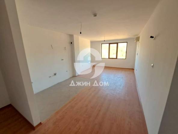 Двустаен апартамент в с. Кошарица, Област Бургас - 67 кв.м за 836 €/кв.м - Снимка #1