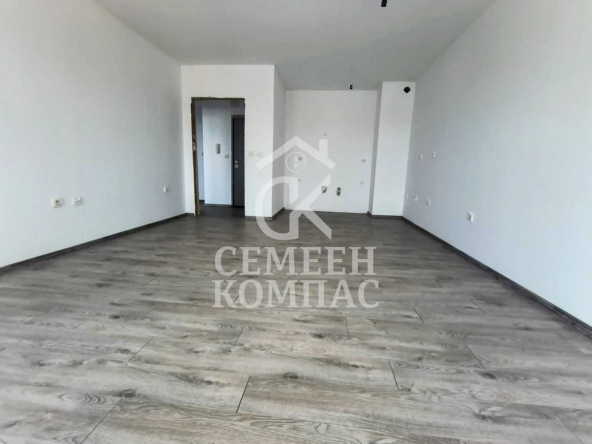 Двустаен апартамент в Пловдив, Гагарин - 75 кв.м за 816 €/кв.м - Снимка #1